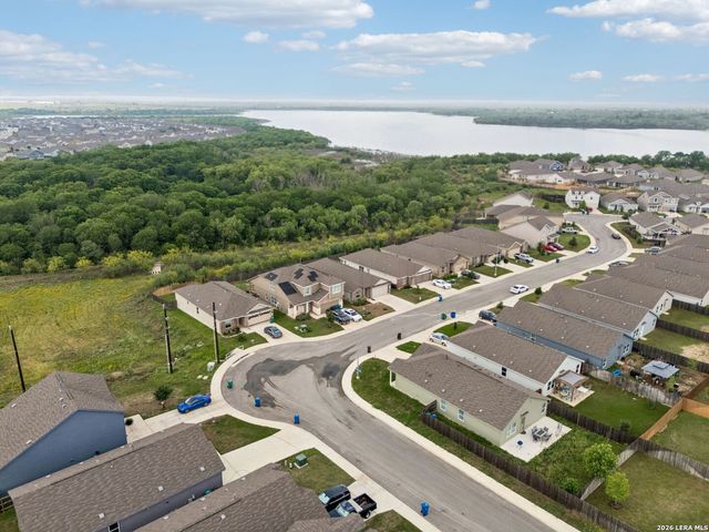 634 Bean Bnd, San Antonio, TX 78221