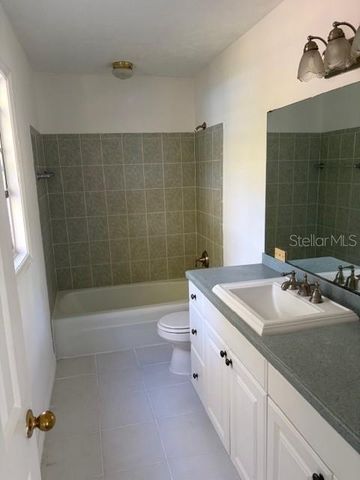 5211 WILCOX ROAD, Tampa, FL 33624