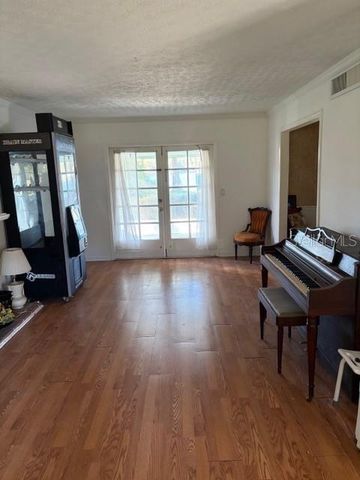 5211 WILCOX ROAD, Tampa, FL 33624