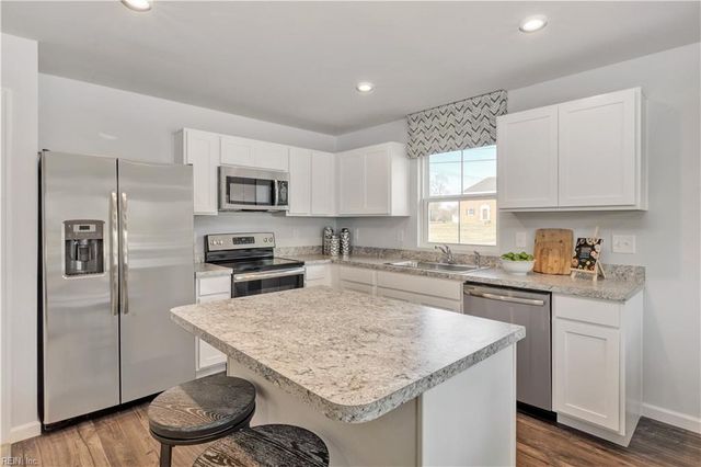 1011 Hanover ST, Elizabeth City, NC 27909