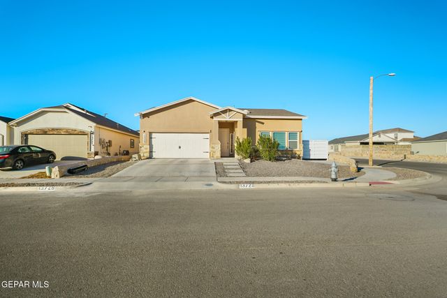 13729 Lago Vista Avenue, Horizon City, TX 79928