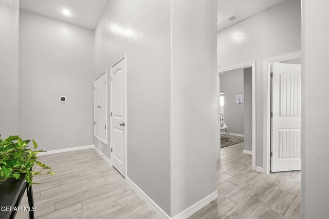 13729 Lago Vista Avenue, Horizon City, TX 79928