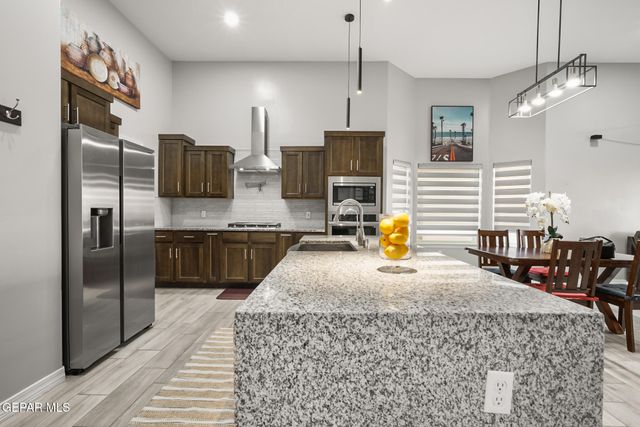 13729 Lago Vista Avenue, Horizon City, TX 79928