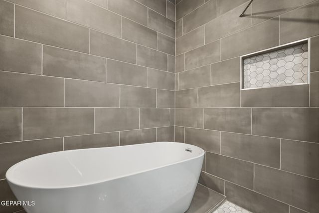 13729 Lago Vista Avenue, Horizon City, TX 79928