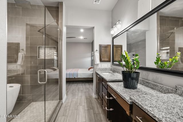 13729 Lago Vista Avenue, Horizon City, TX 79928