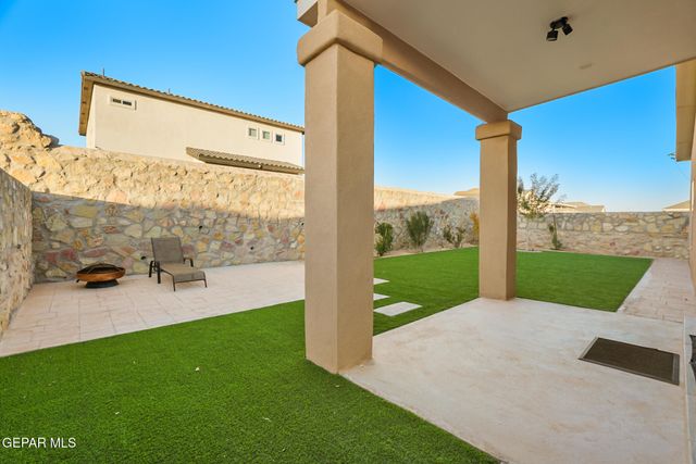 13729 Lago Vista Avenue, Horizon City, TX 79928