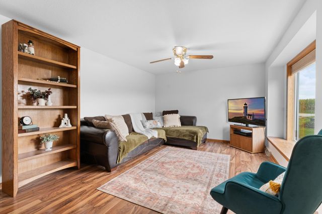 69378 230th Avenue, Canisteo Twp, MN 55944