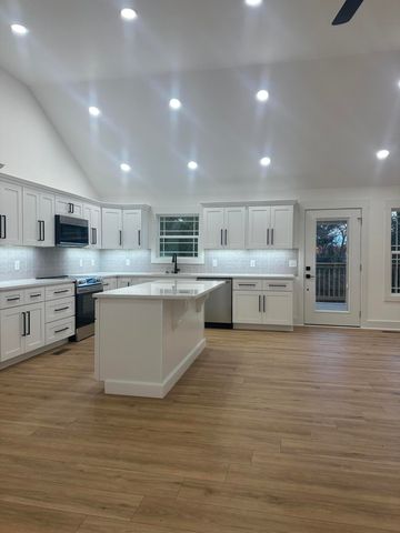 127 Carriage Court, Somerset, KY 42503