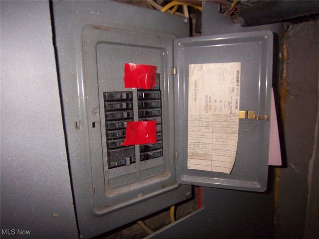 2050 W River Road S, Elyria, OH 44035