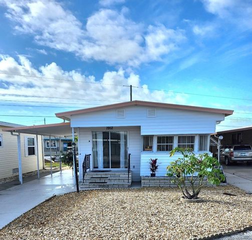 1912 IOWA AVENUE, Bradenton, FL 34207