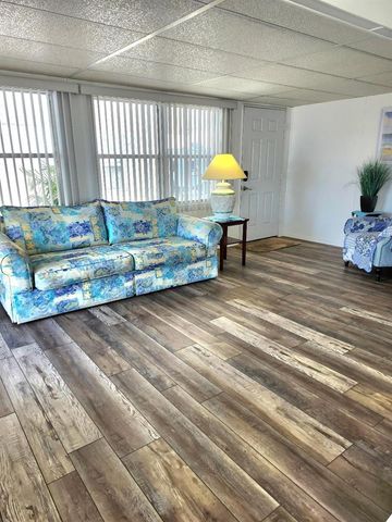 1912 IOWA AVENUE, Bradenton, FL 34207