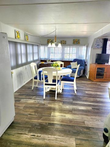 1912 IOWA AVENUE, Bradenton, FL 34207