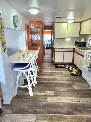 1912 IOWA AVENUE, Bradenton, FL 34207