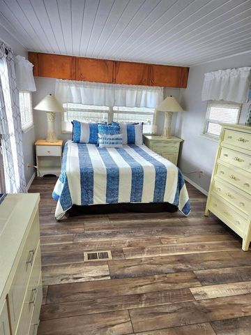 1912 IOWA AVENUE, Bradenton, FL 34207