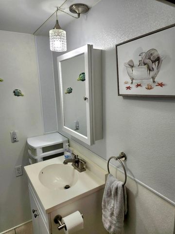 1912 IOWA AVENUE, Bradenton, FL 34207