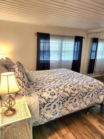 1912 IOWA AVENUE, Bradenton, FL 34207