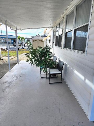 1912 IOWA AVENUE, Bradenton, FL 34207