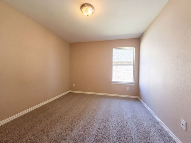 5327 Lake Gardens Drive, Grand Prairie, TX 75052