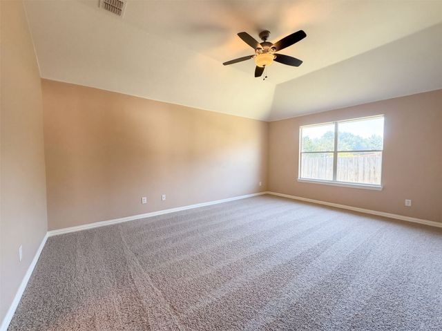 5327 Lake Gardens Drive, Grand Prairie, TX 75052