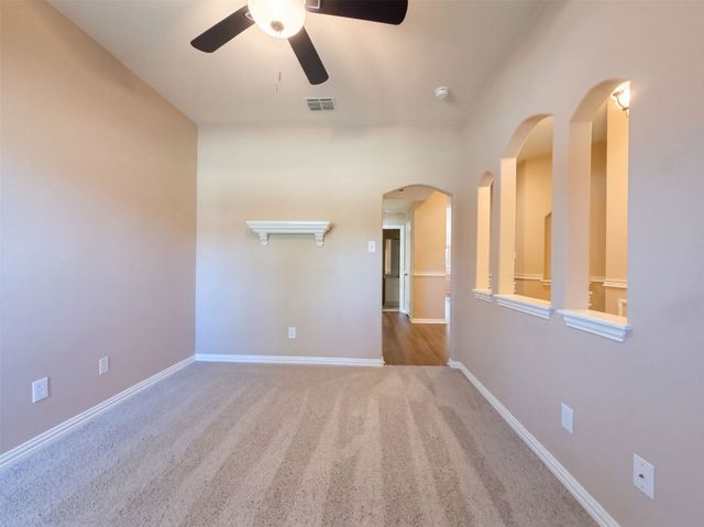 5327 Lake Gardens Drive, Grand Prairie, TX 75052