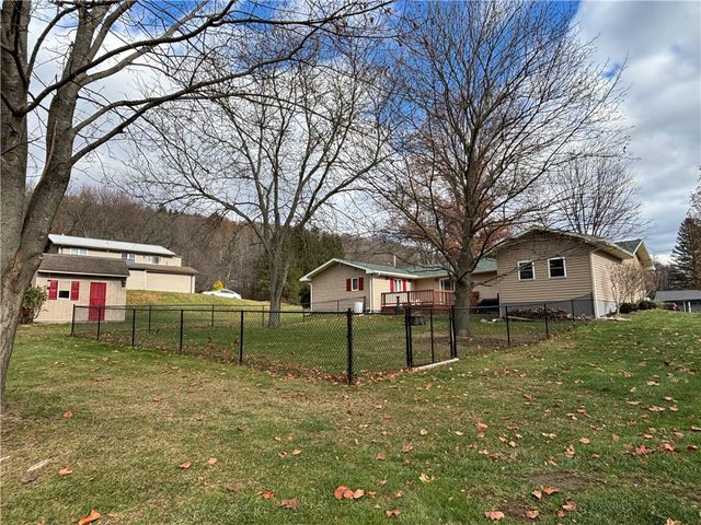 321 Burton Street, Bath, NY 14810