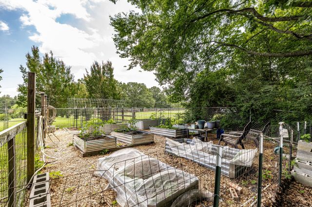 2860 Morgan Rd, Joelton, TN 37080