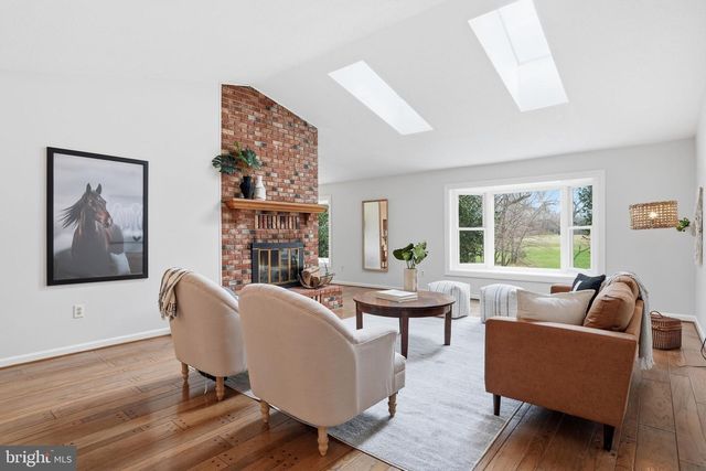 18311 QUEEN ANNE BRIDGE RD, Bowie, MD 20716