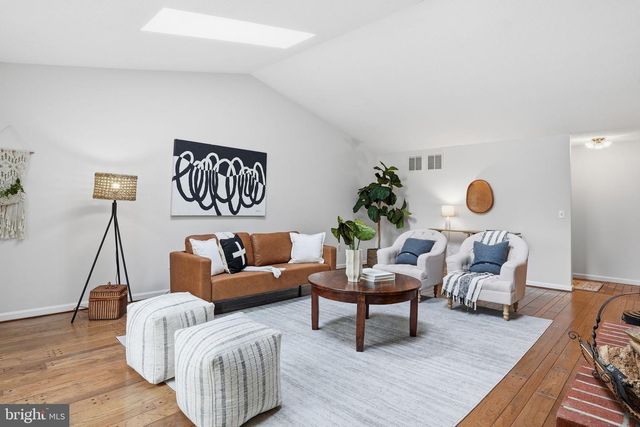 18311 QUEEN ANNE BRIDGE RD, Bowie, MD 20716