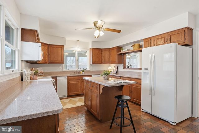 18311 QUEEN ANNE BRIDGE RD, Bowie, MD 20716