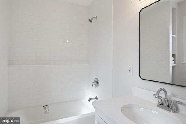 18311 QUEEN ANNE BRIDGE RD, Bowie, MD 20716