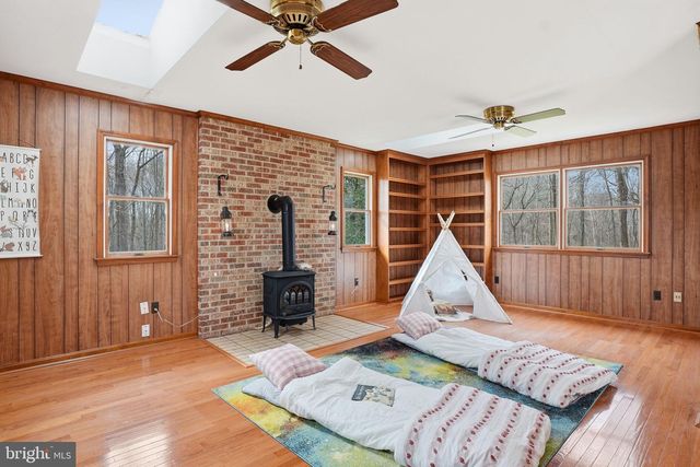 18311 QUEEN ANNE BRIDGE RD, Bowie, MD 20716