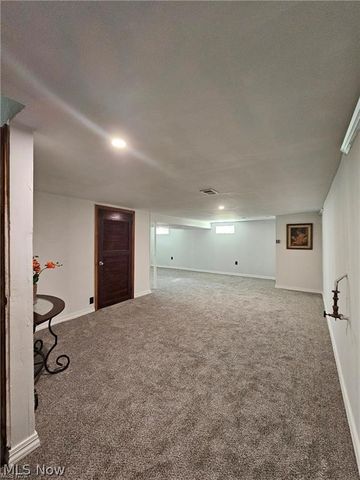 33158 Lake Shore Boulevard, Eastlake, OH 44095