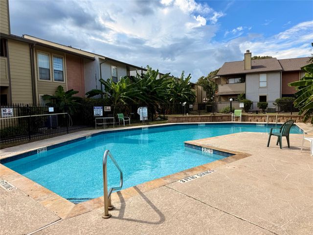 15534 Zabolio Drive 262, Houston, TX 77598
