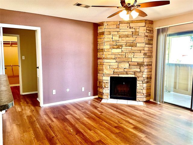 15534 Zabolio Drive 262, Houston, TX 77598