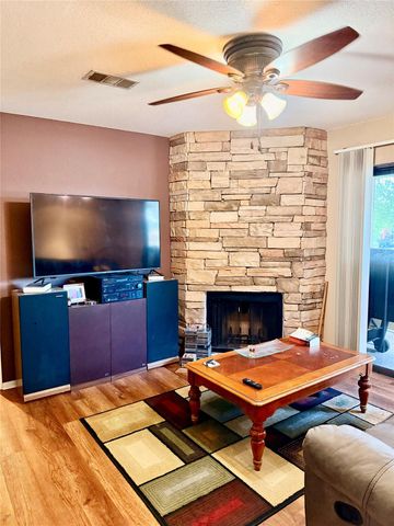 15534 Zabolio Drive 262, Houston, TX 77598
