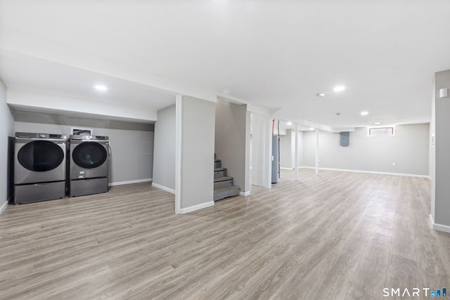 130 Deramo Place, Bridgeport, CT 06606