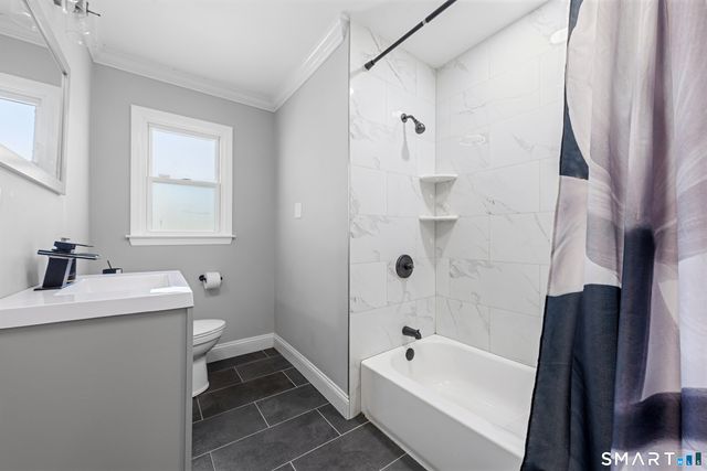 130 Deramo Place, Bridgeport, CT 06606