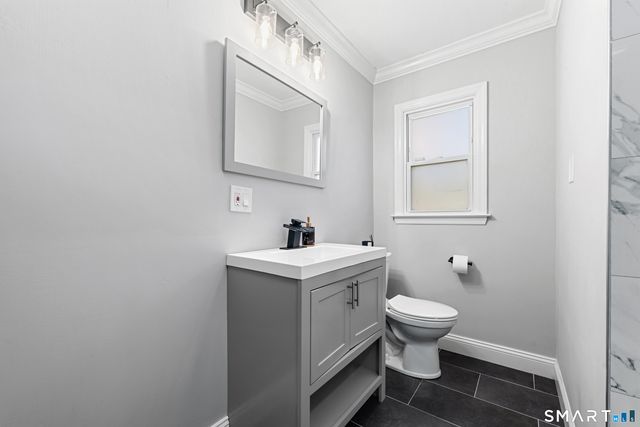 130 Deramo Place, Bridgeport, CT 06606