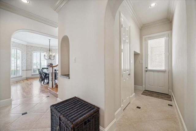 718 Marywood Chase, Houston, TX 77079