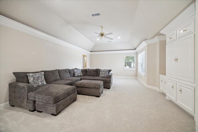 718 Marywood Chase, Houston, TX 77079