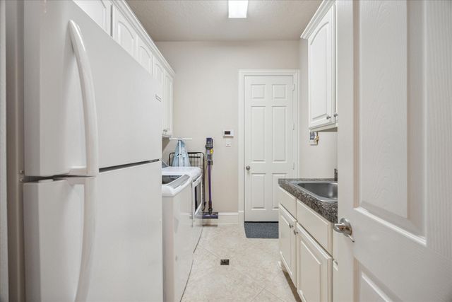 718 Marywood Chase, Houston, TX 77079