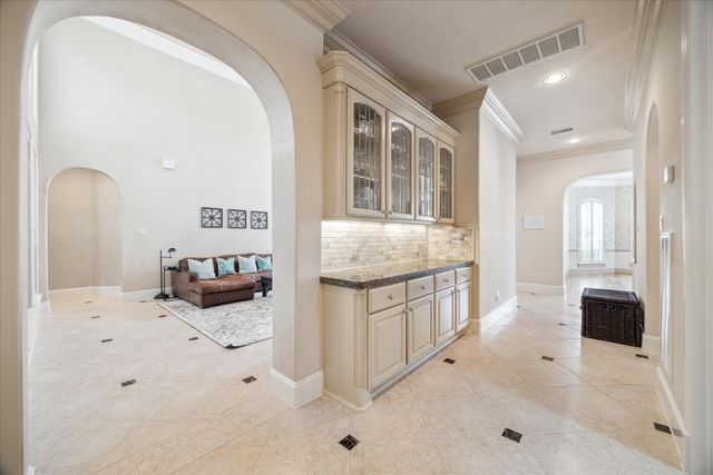 718 Marywood Chase, Houston, TX 77079