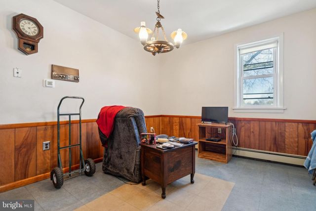 236 CHURCH RD, Medford, NJ 08055