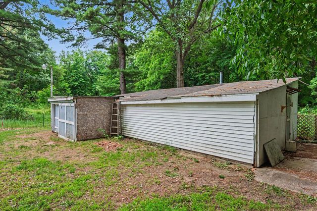1460 Goodrich Street, Allegan, MI 49010