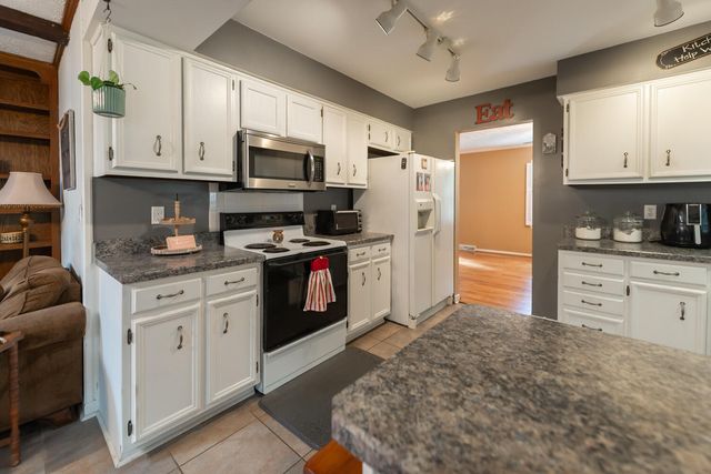 34 Timberlawn Circle, Frankfort, KY 40601