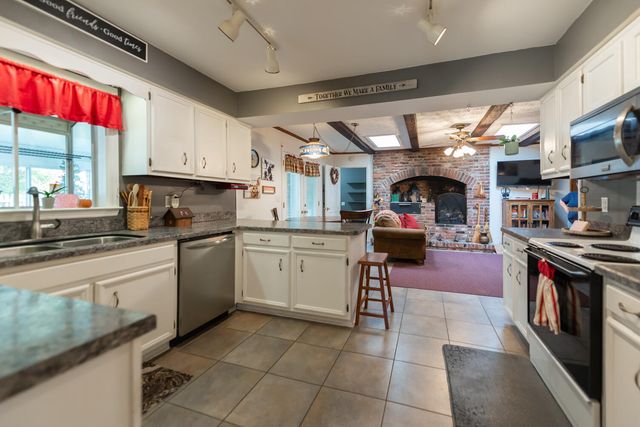 34 Timberlawn Circle, Frankfort, KY 40601