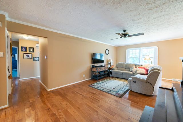 34 Timberlawn Circle, Frankfort, KY 40601