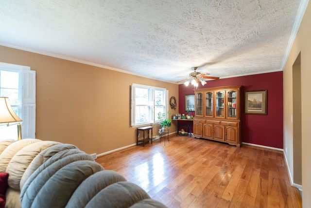 34 Timberlawn Circle, Frankfort, KY 40601