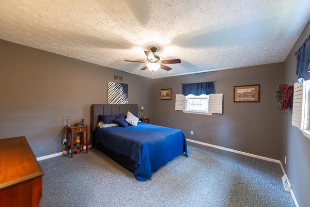 34 Timberlawn Circle, Frankfort, KY 40601