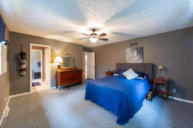 34 Timberlawn Circle, Frankfort, KY 40601